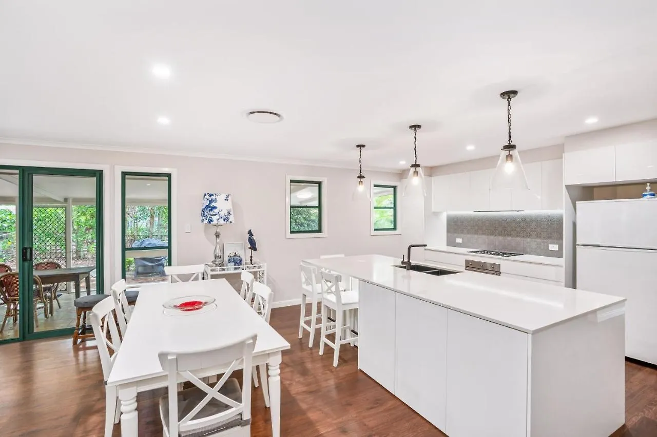 Holiday home 7 Belle Court Rainbow Shores Fully Ducted Aircon. Pets Welcome Rainbow Beach