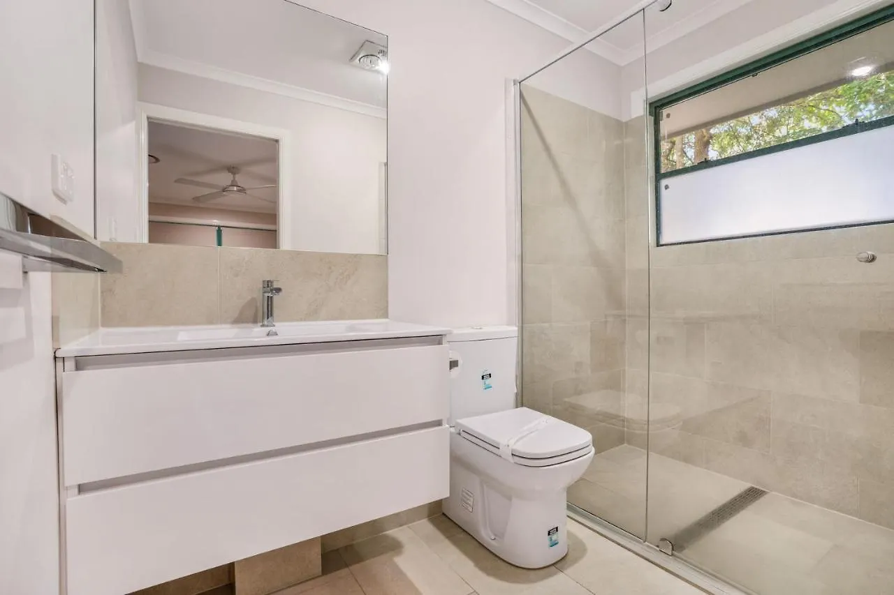 7 Belle Court Rainbow Shores Fully Ducted Aircon. Pets Welcome Rainbow Beach Holiday home